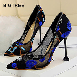 Floral Embroidered Heels Women Pumps Solid Pointed High Heels Toe Shallow Fashion High Heels 10cm Shoes Women Wedding Shoes