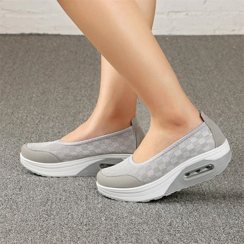 2019 Summer new Women's thick-soled shoes shake fashion casual Shake shoes thick bottom sponge cake single cushion shoes s012