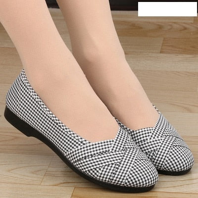Marlisasa Women Fashion High Quality Light Weight Plus Size Flat Shoes Lady Casual Grey Comfortable Shoes Breathable Shoes F2038