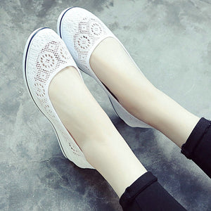 2019 New Canvas nurse shoes Solid Women Platform Casual Shoes Women Flat Bottom feminino Women shoes Size 34-41