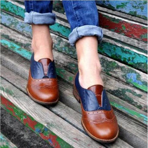 Woman Lace-up Carving Bullock Pointed Toe Slip on Creepers Preppy Leather Derby Shoes Women Flats New British Oxford Shoes