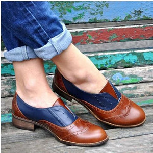 Woman Lace-up Carving Bullock Pointed Toe Slip on Creepers Preppy Leather Derby Shoes Women Flats New British Oxford Shoes