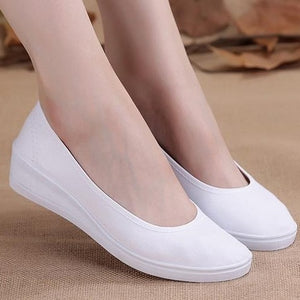 2019 New Canvas nurse shoes Solid Women Platform Casual Shoes Women Flat Bottom feminino Women shoes Size 34-41