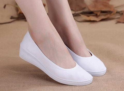 2019 New Canvas nurse shoes Solid Women Platform Casual Shoes Women Flat Bottom feminino Women shoes Size 34-41