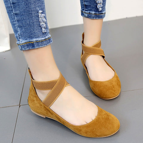 Women Plus Size Flat Shoes Pointed Toe Flock Buckle Strap Female Casual Solid Footwear 2018 Autumn Sexy Comfortable Ladies Flats