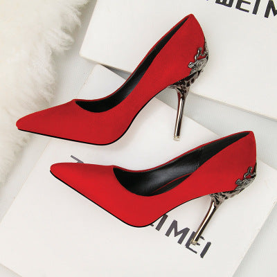 Korean version of the pointed single shoes red bride shoes metal hollow suede stiletto heels explosion promotion