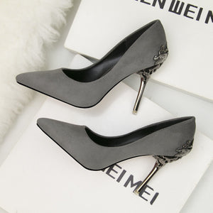 Korean version of the pointed single shoes red bride shoes metal hollow suede stiletto heels explosion promotion