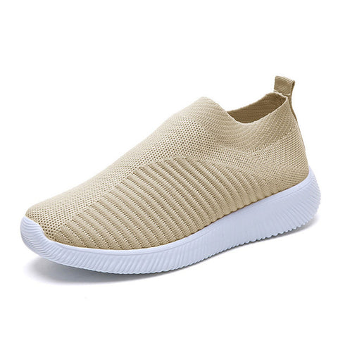 Rimocy plus size breathable air mesh sneakers women 2020 spring summer slip on platform knitting flats soft walking shoes woman