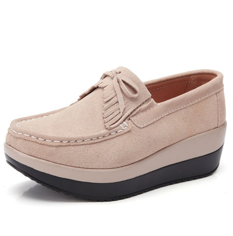 OdoRola Women's Flat Leather Shoes Thick Bottom Suede Slip-ons Loafers Platform Casual Shoes Body Slimming Shaking Shoes