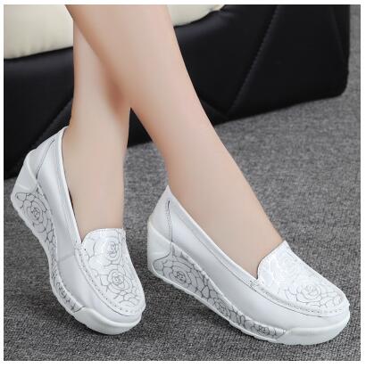 QUNSHENGRUI spring genuine leather mother casual woman shoes swing shoes white nurse shoes slip-resistant plus size platform