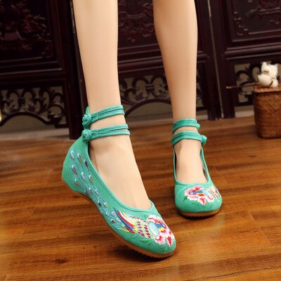 Women Cute Sweet Chinese Traditional Embroidery Shoes Lady Casual Buckle Strap Dance Shoes Lady Red Anti Skid Ballet Shoes G2231