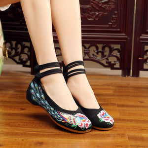 Women Cute Sweet Chinese Traditional Embroidery Shoes Lady Casual Buckle Strap Dance Shoes Lady Red Anti Skid Ballet Shoes G2231