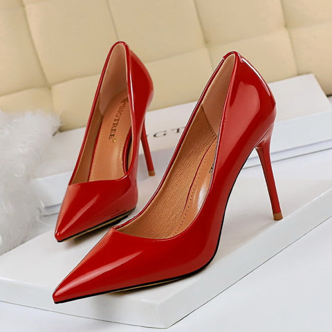 European Style Fashion Simple Professional OL High-heeled Shoes Thin Heels Shallow Mouth Pointed Lacquer Leateher Single Shoes