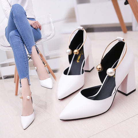 Temperament elegant pearl high heels 2019 new white thick with single shoes middle hollow fashion simple womens shoes work shoes